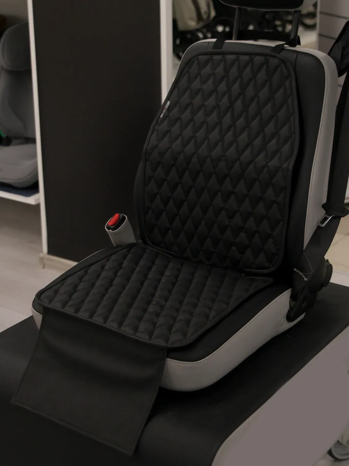 Защита сиденья под детское автокресло Fiorellino UnderSeat