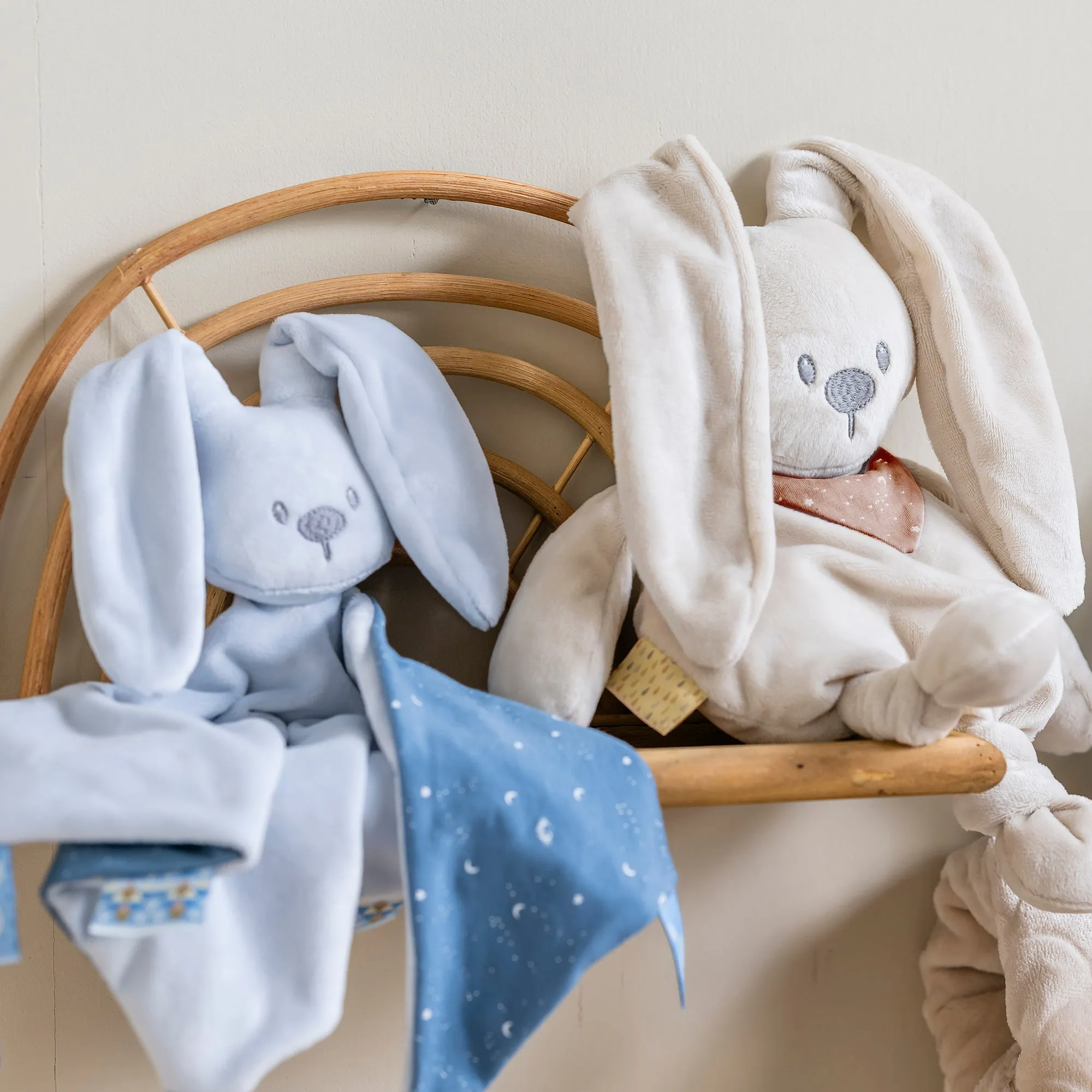 Игрушка мягкая Nattou Soft toy Lapidou Кролик