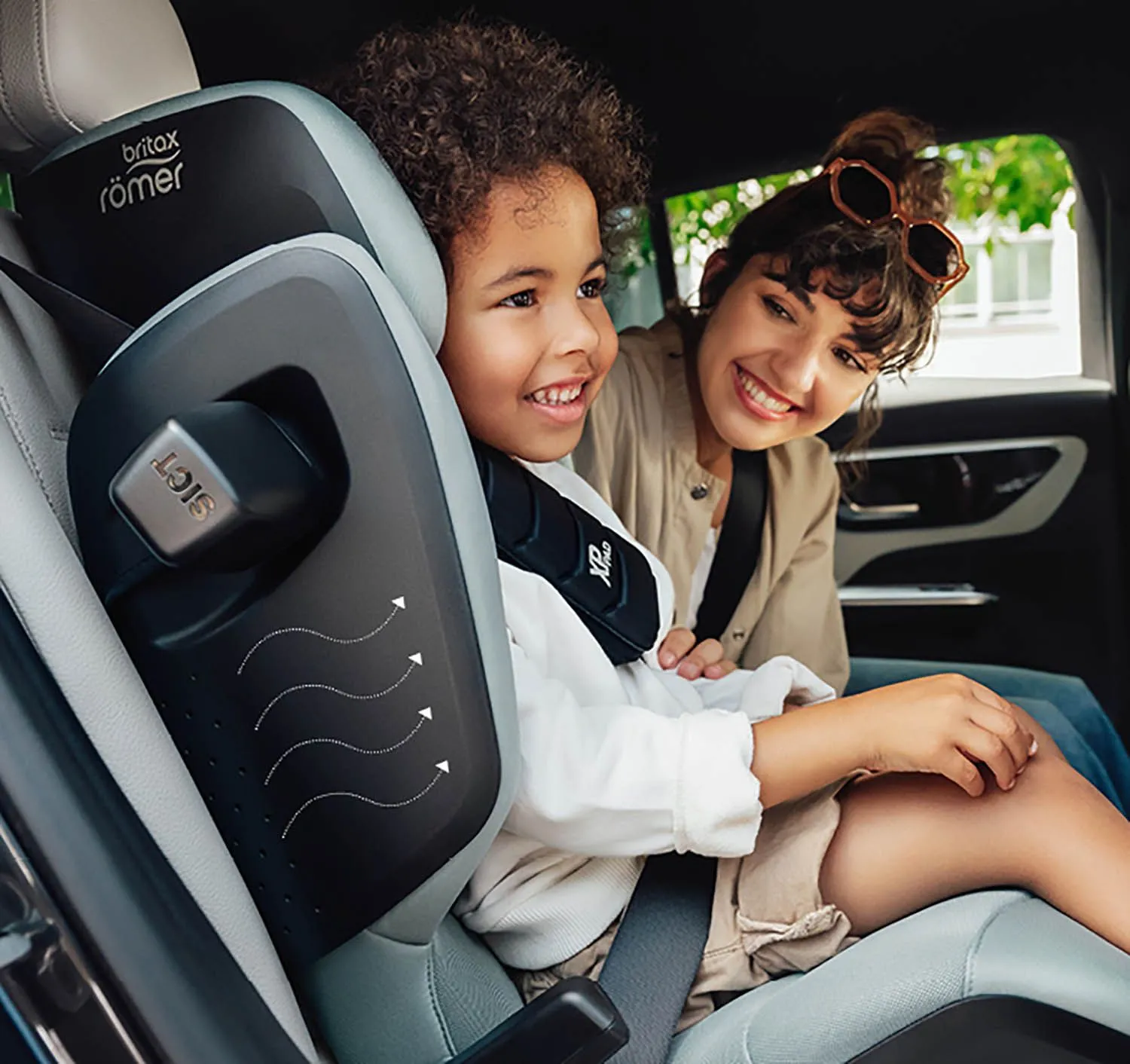 Автокресло 2/3 Britax Roemer KIDFIX PRO i-Size Classic