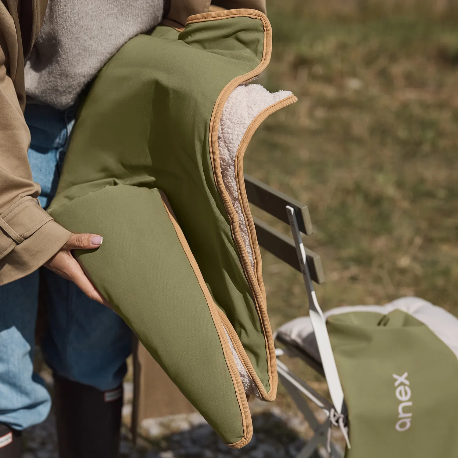 Коляска 2 в 1 ANEX iQ Premium 2025 Hugg