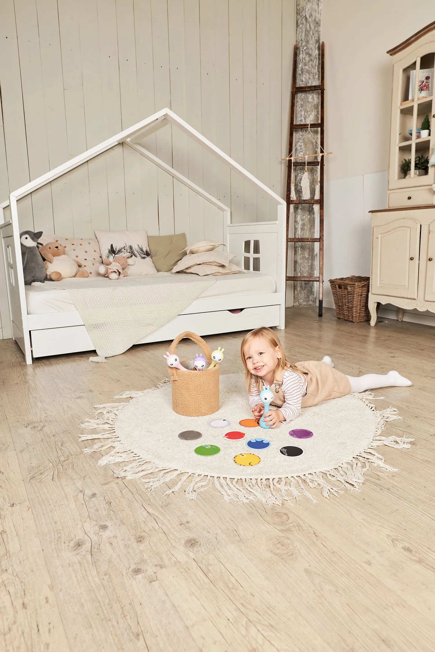 Музыкальная игрушка Alilo Умный зайка R1 синий 60402