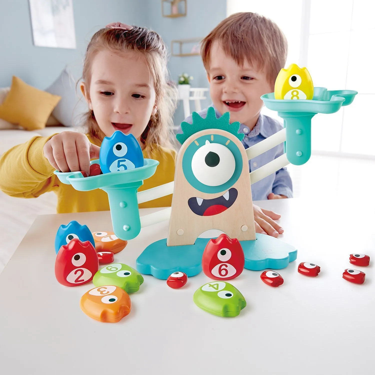 Игрушечные весы Hape «Монстрики» E0511_HP