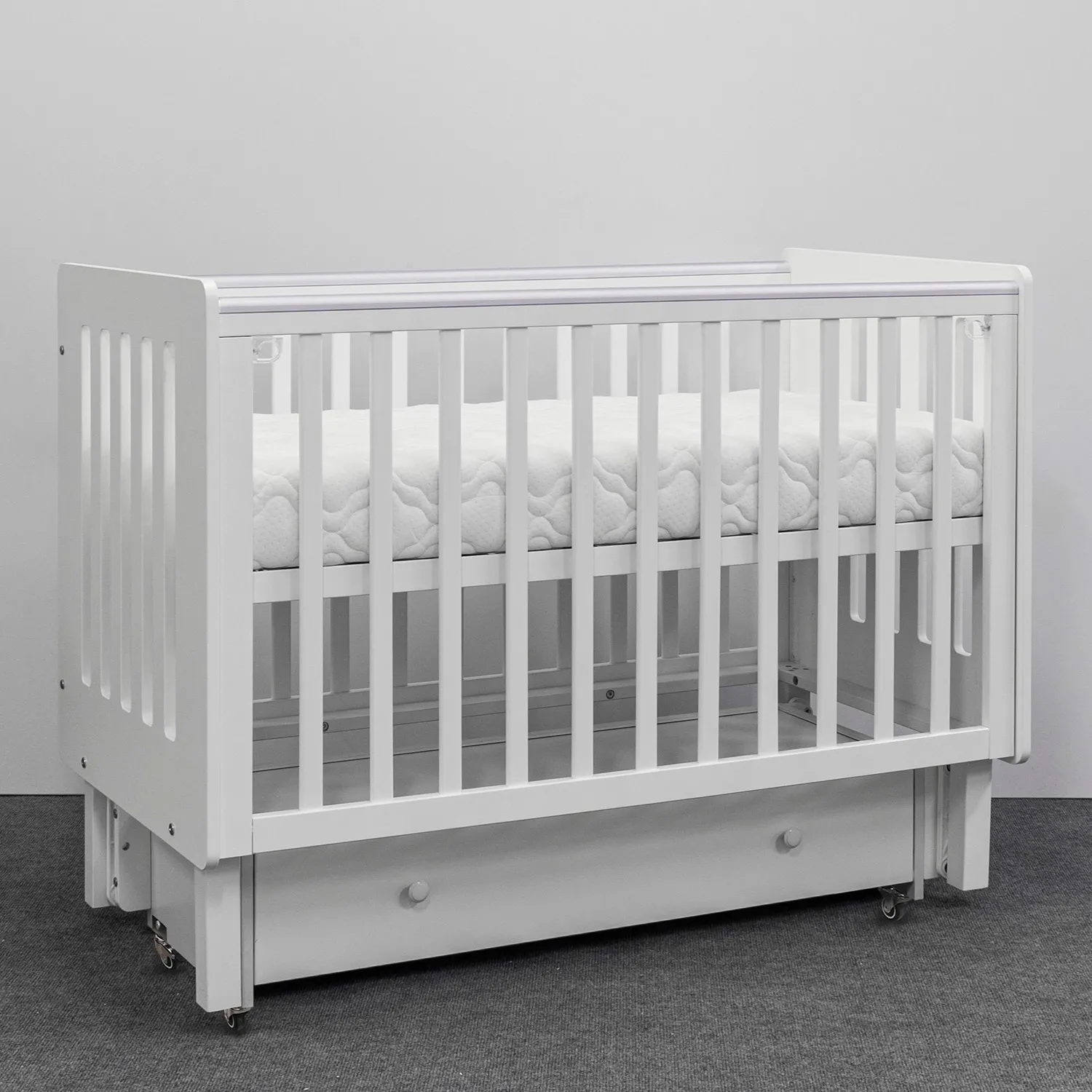 Кровать ANTEMI Mari 120х60 НИК 14 + ящик-маятник + Пеленка Qwhimsy "Сафари" QSB072