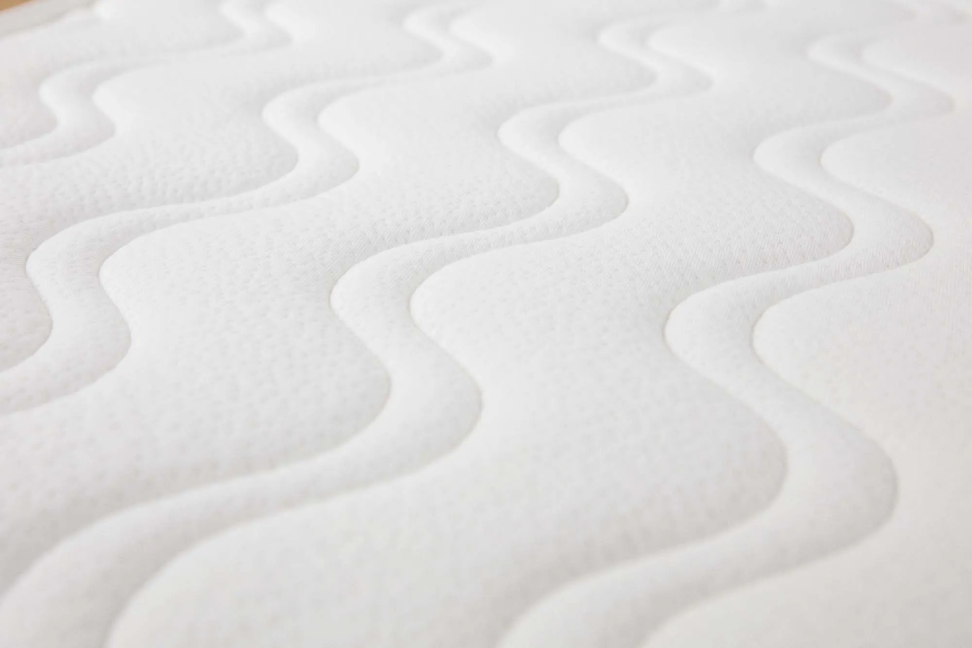 Матрас 140х70 для кроватки Micuna CH-1294 из виско-эластика