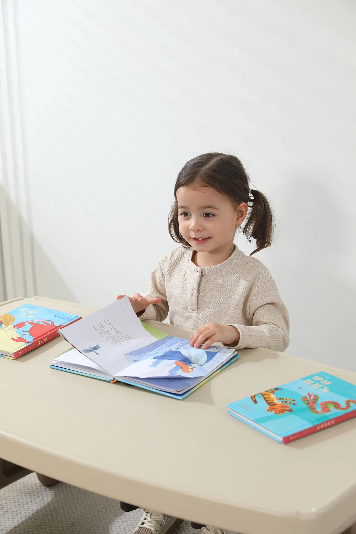 Стол садовый с лавочками UNIX Kids Garden