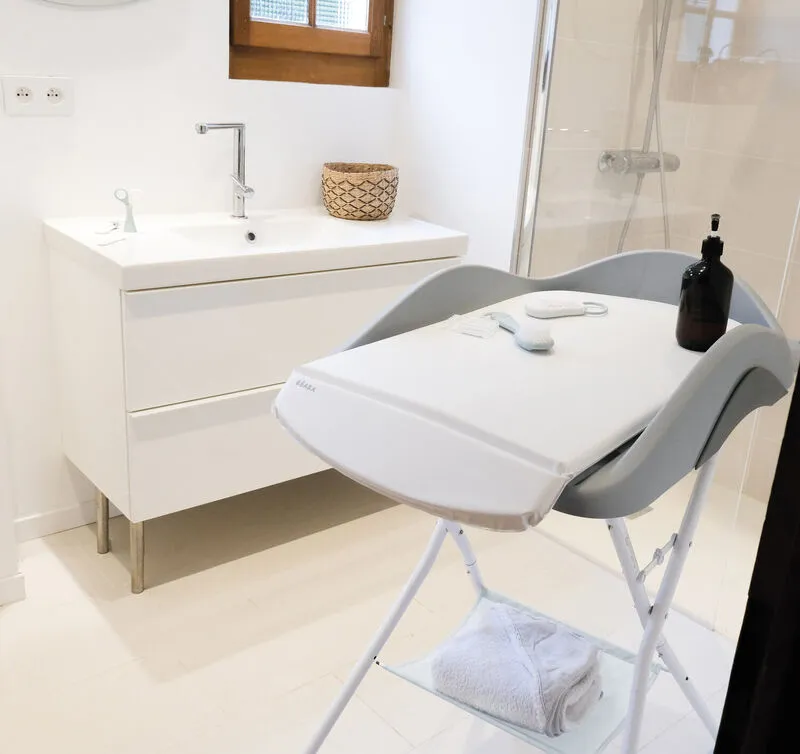 База-подставка для детской ванночки Beaba Camele'o Bath