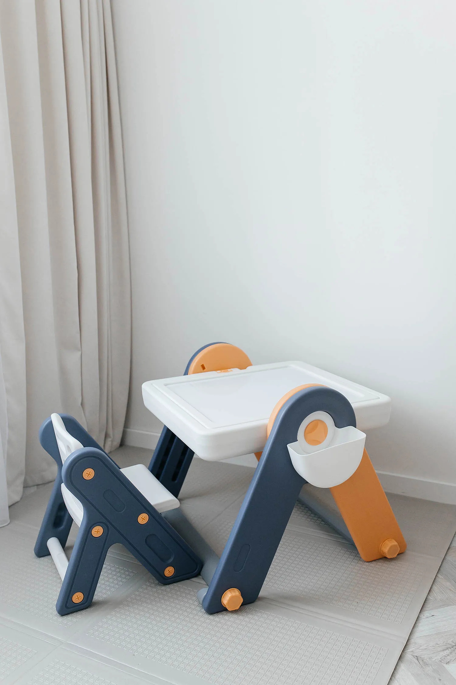 Стол со стульчиком 4 в 1 детский развивающий UNIX Kids Yellow PPT4IN1YEL