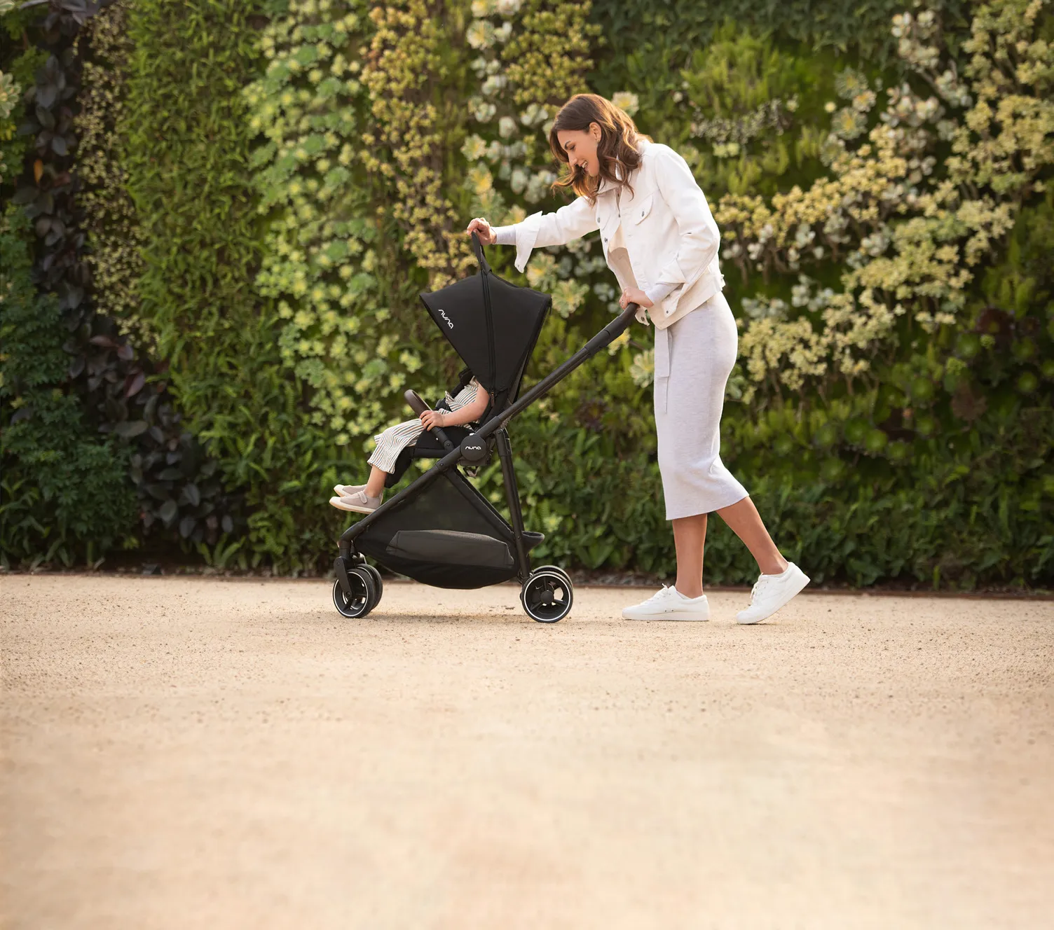 Коляска прогулочная Nuna IXXA NEXT Riveted Rose