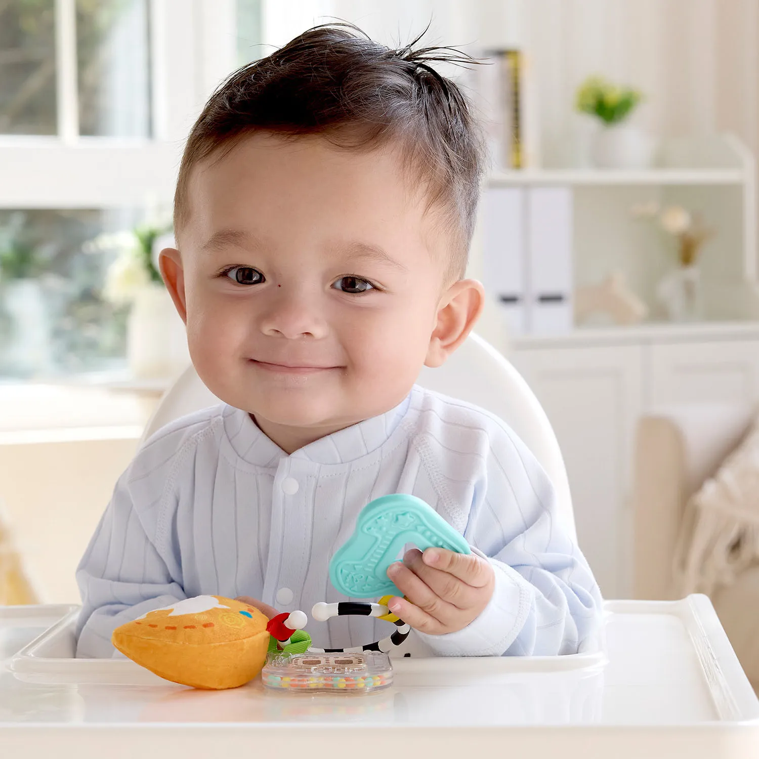 Игрушка развивающая HAPE «Малышам» ABC 3в1 (погремушка, прорезыватель, мягкая игрушка) E0129_HP