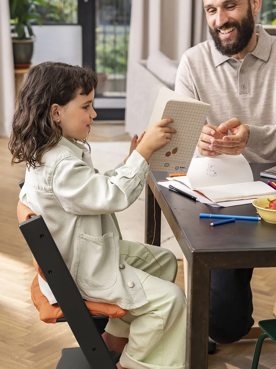 Стульчик растущий для новорожденных Stokke Tripp Trapp бук с сиденьем Newborn