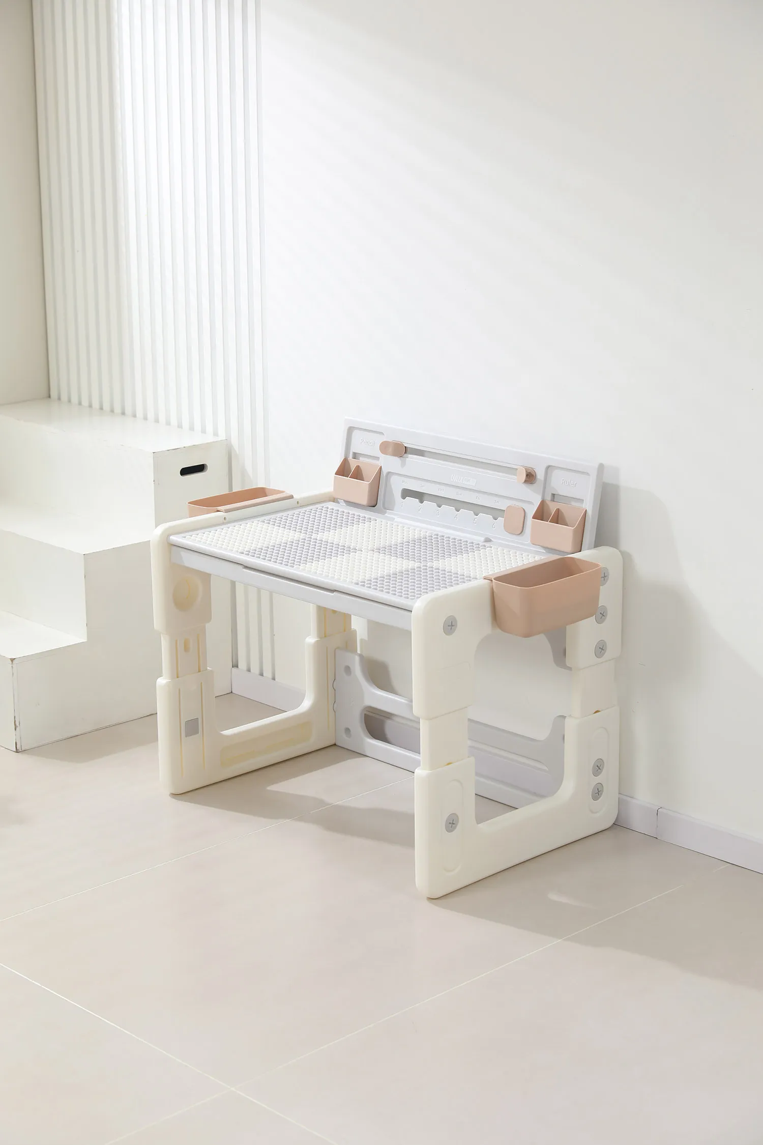 Стол со стульчиком 4 в 1 детский развивающий UNIX Kids Camel PPT4IN1CL