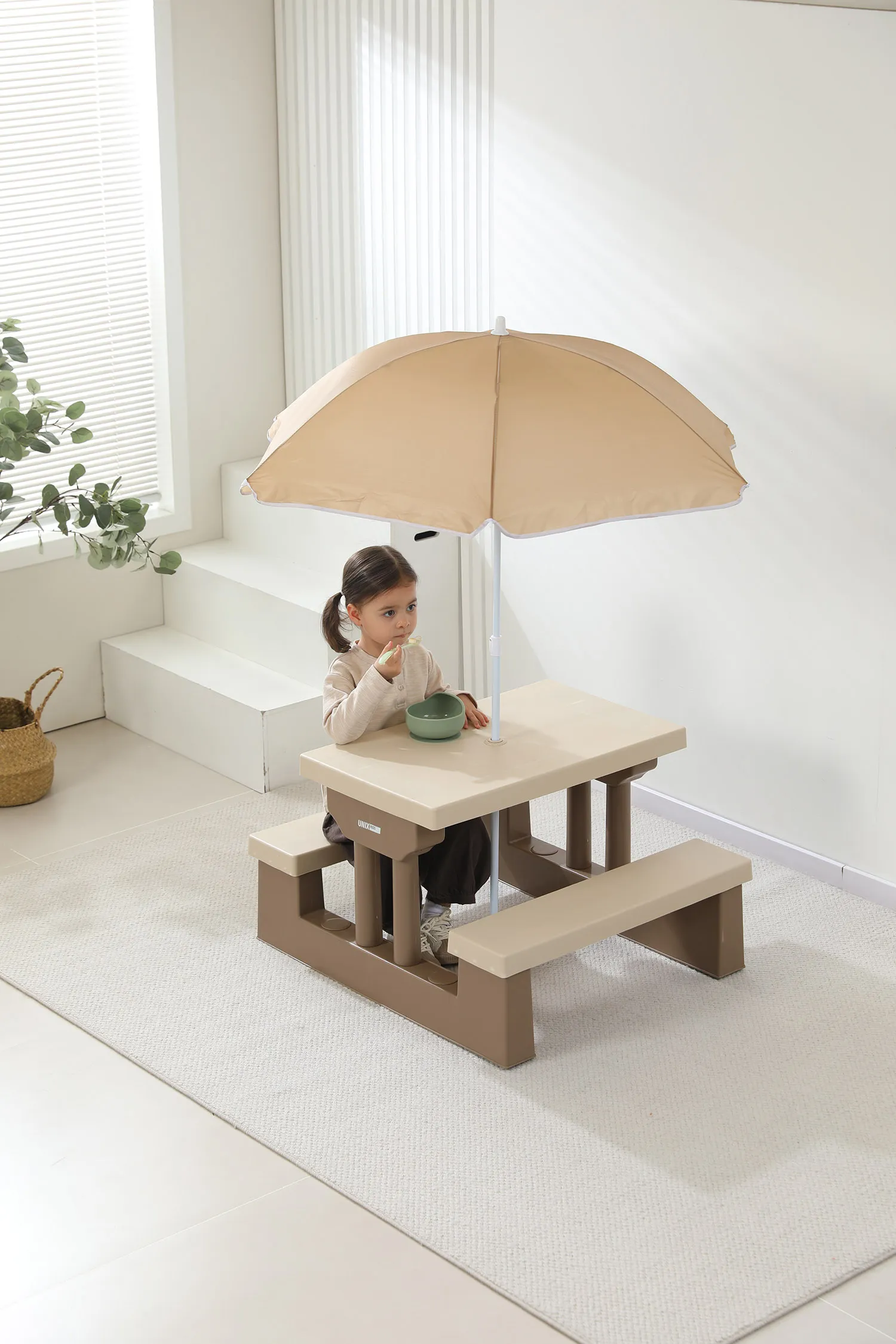 Стол садовый с зонтом UNIX Kids Garden 70x90 см Camel PTGARDTB67CL