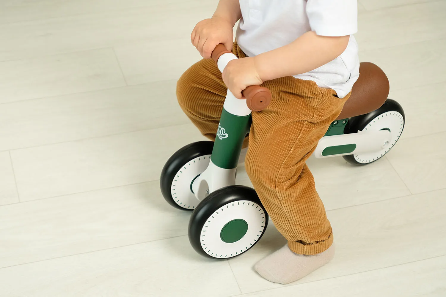 Беговел Fiorellino green brown WB0608