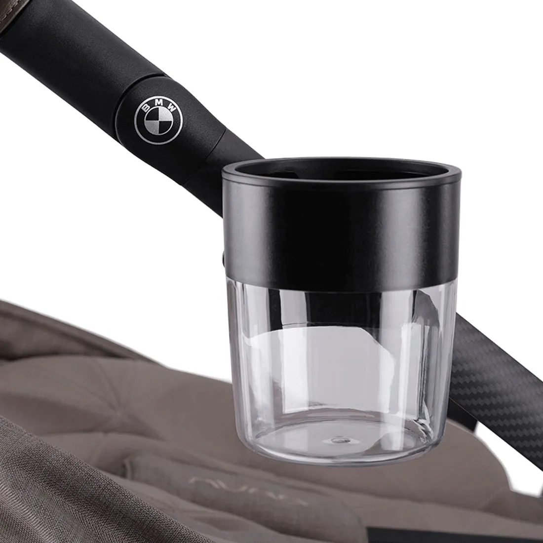 Коляска прогулочная Nuna SWIV BMW