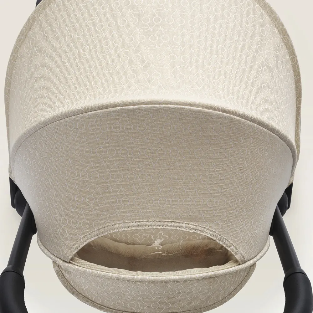 Прогулочная коляска Babyzen YOYO² Bonpoint шасси белое