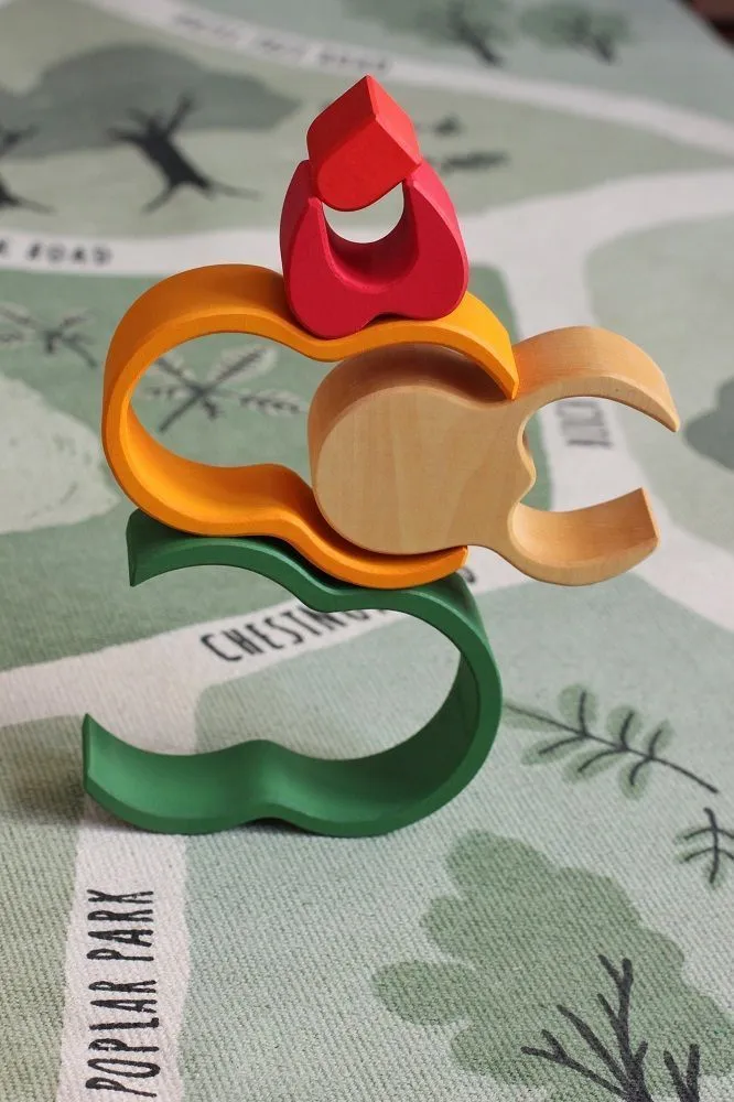 Пирамидка-пазл Skandico «Матрешка»