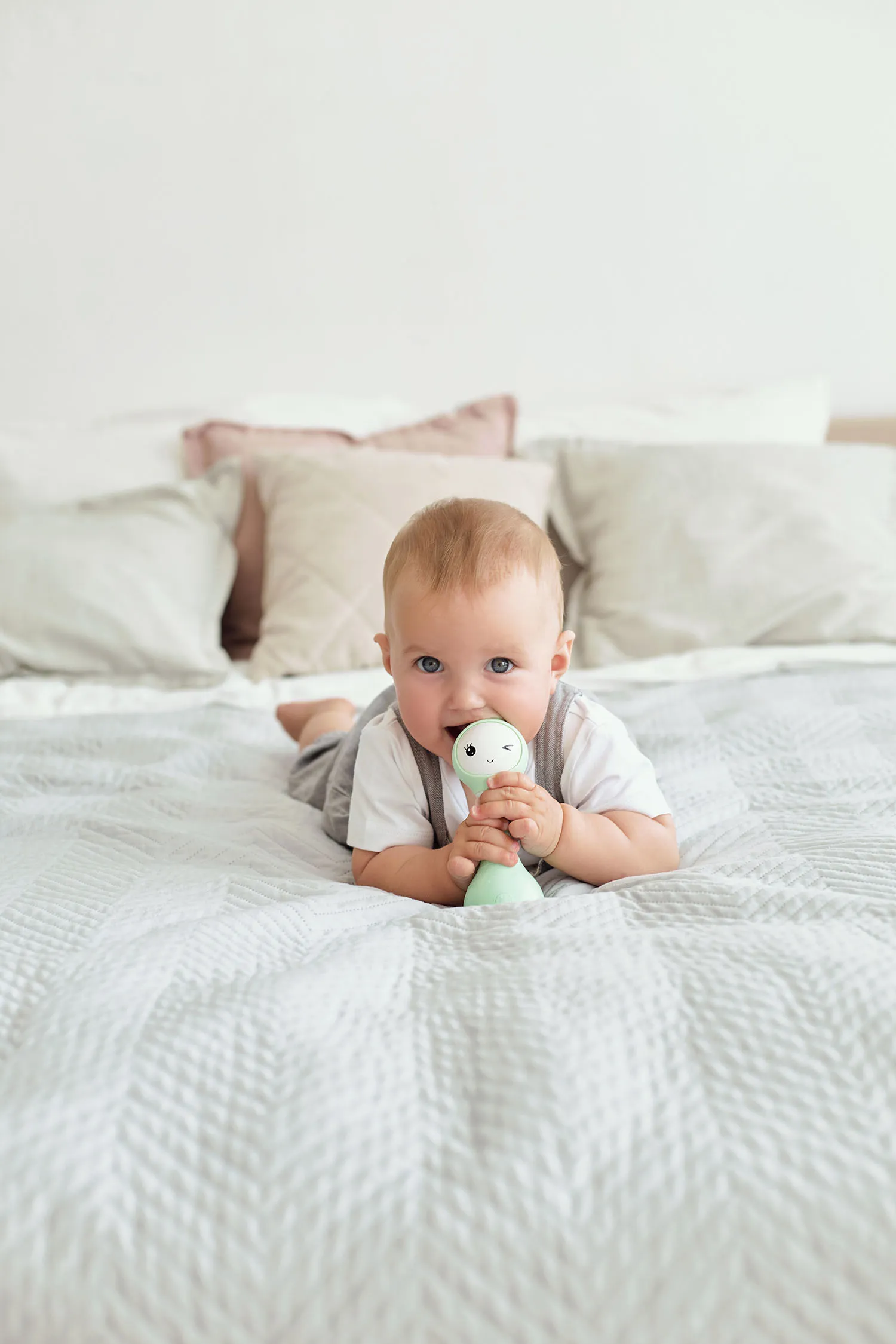 Музыкальная игрушка Alilo Умный зайка R1 мятный 60406