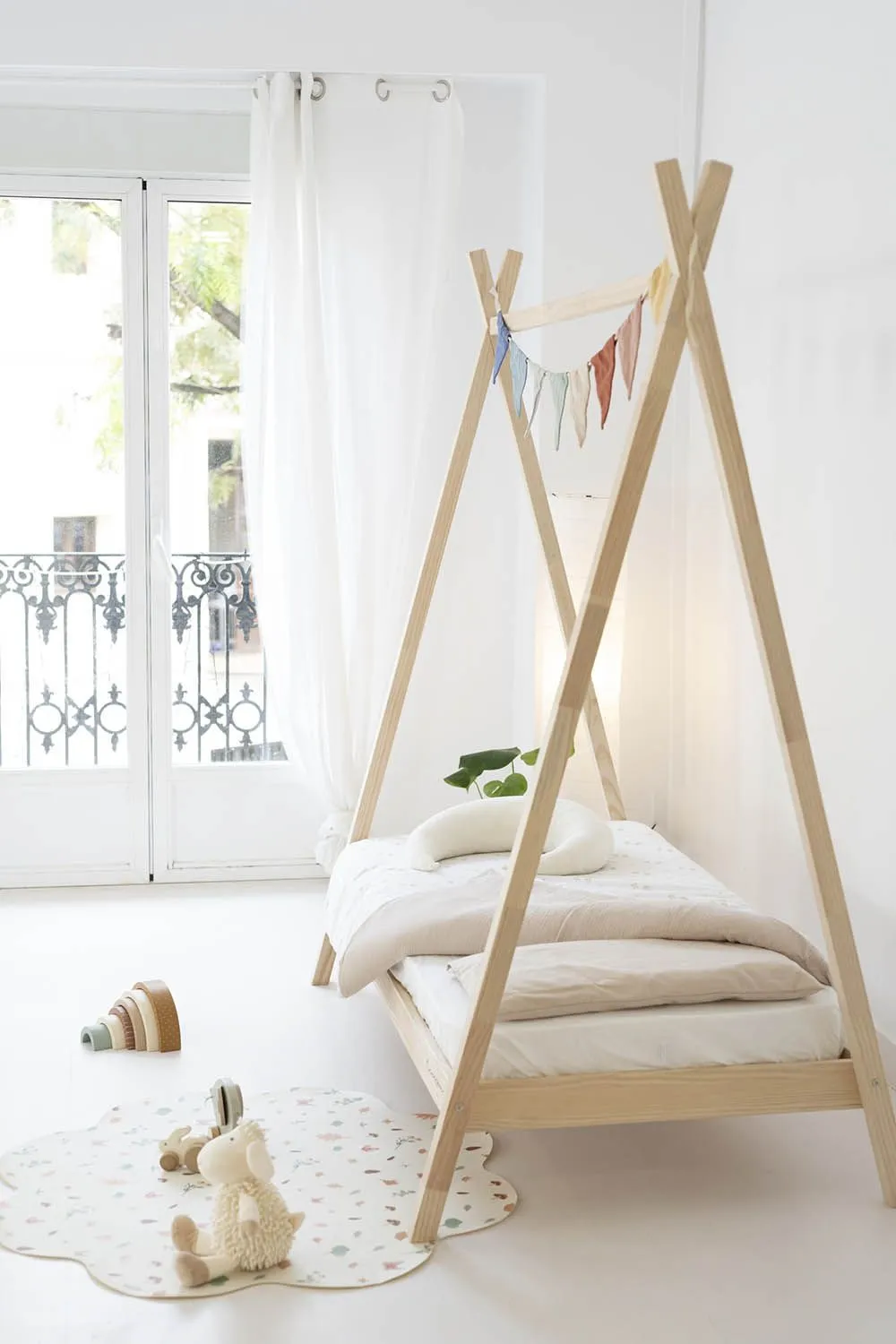 Кровать Micuna Tipi Indie 140x70 MONT-1979