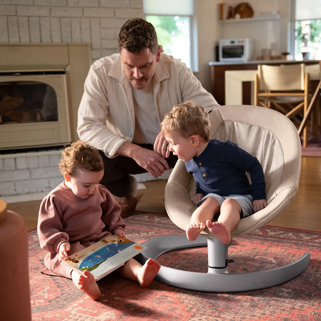 Шезлонг Nuna LEAF GROW