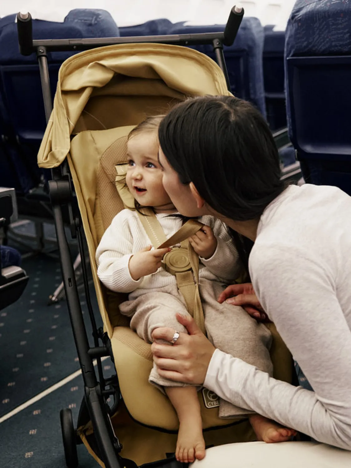 Коляска прогулочная Cybex Libelle с дождевиком и бампером 2026