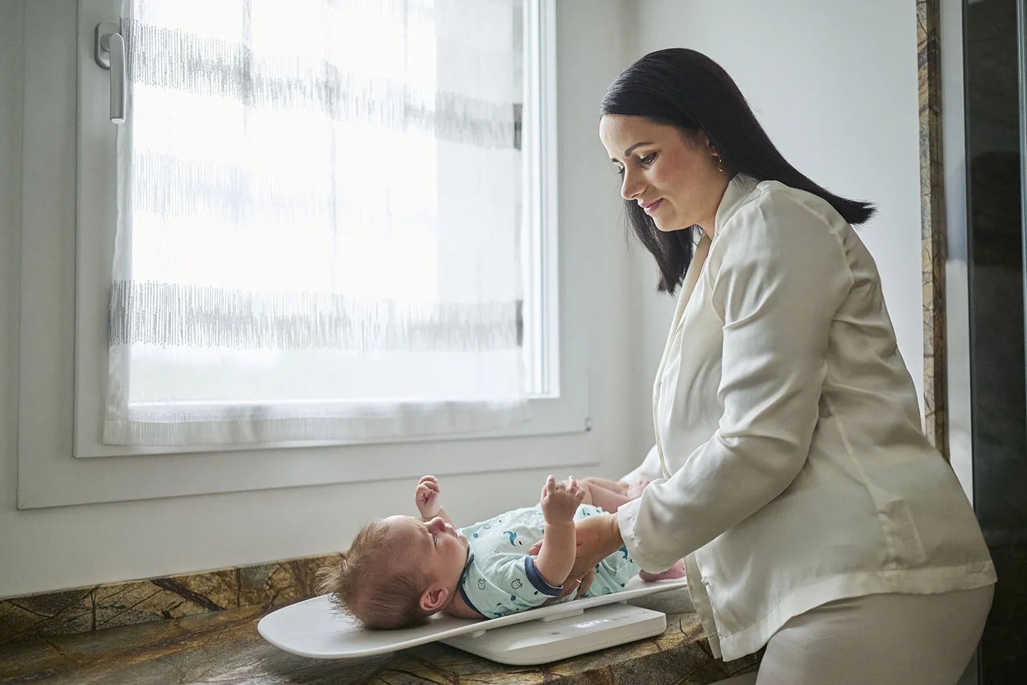 Весы электронные Nuvita 1330 PRIMIPESI CONNECT NU-IBBS0002