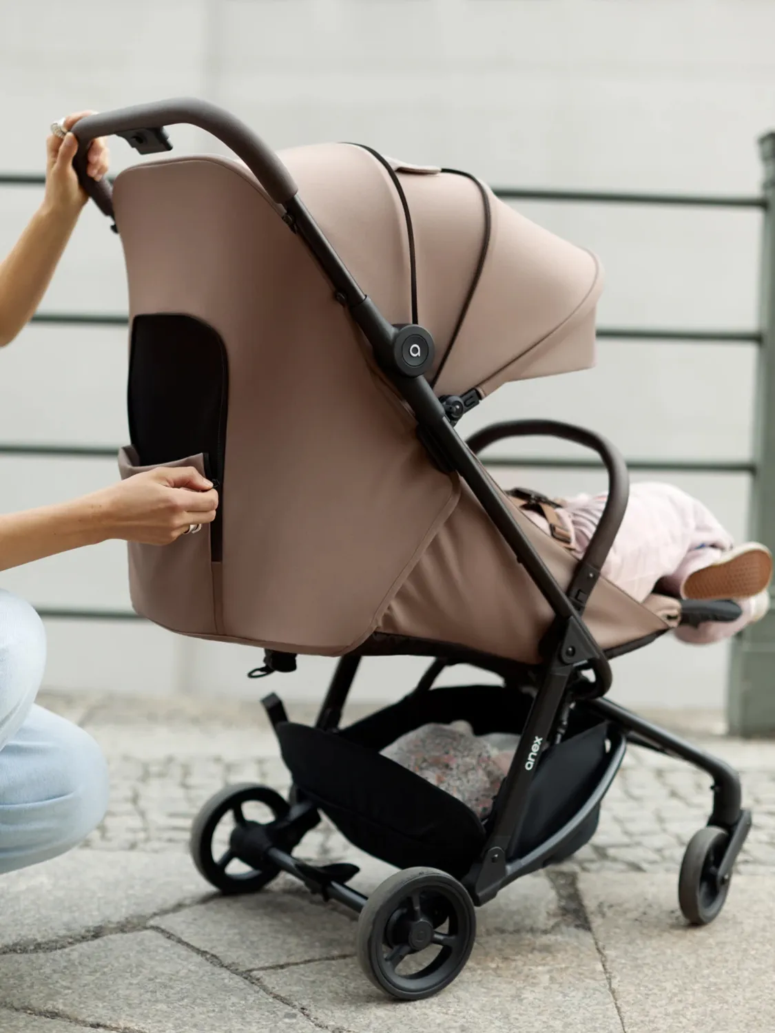 Коляска прогулочная Anex AIR-Z Plus, бежевый (milo). Изображение 9