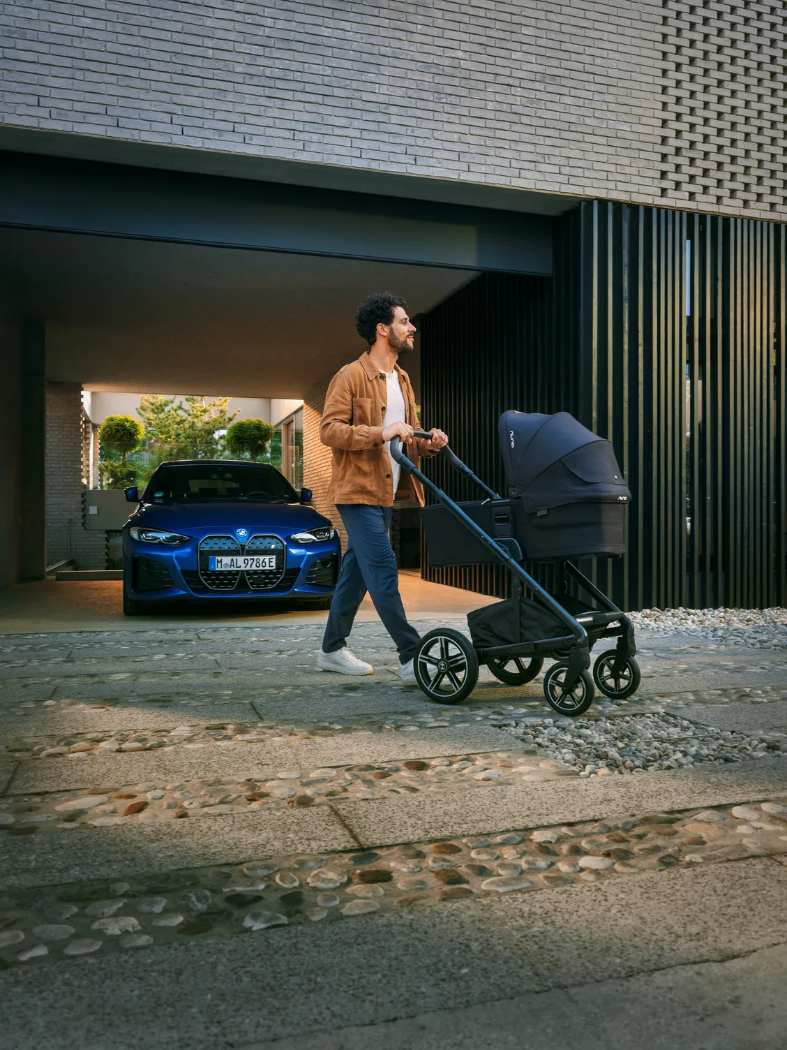 Коляска 3 в 1 Nuna MIXX NEXT BMW с автолюлькой ARRA FLEX