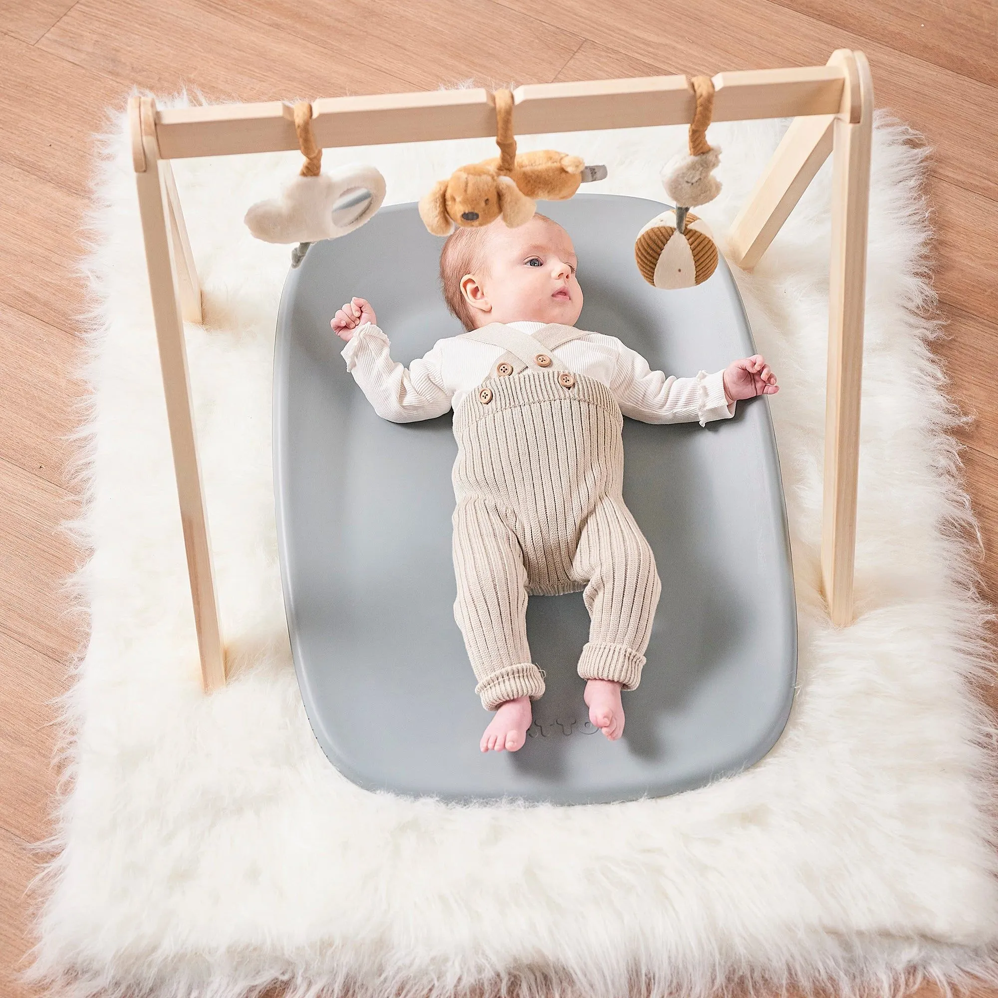 Инновационный пеленальный матрасик Nattou