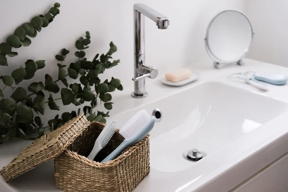 Набор Beaba Set Accessoire Toil щипчики для ногтей, термометр, расческа с щеткой