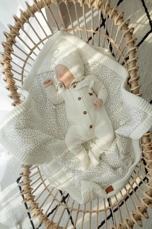 Шапка детская LoomKnits Elf Кремовый