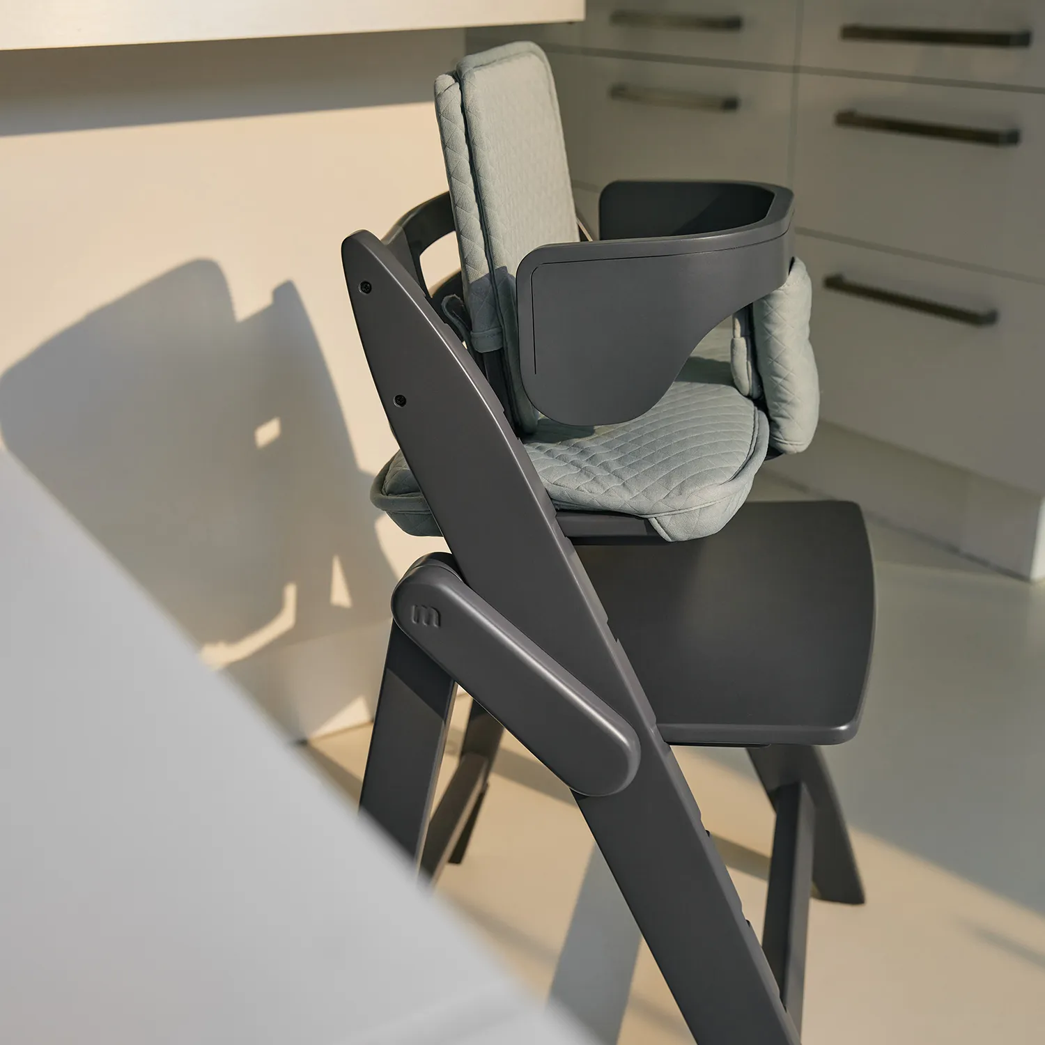 Растущий стульчик Moji by ABC-Design Yippy ВСЁ ВКЛЮЧЕНО pearl, текстиль birch