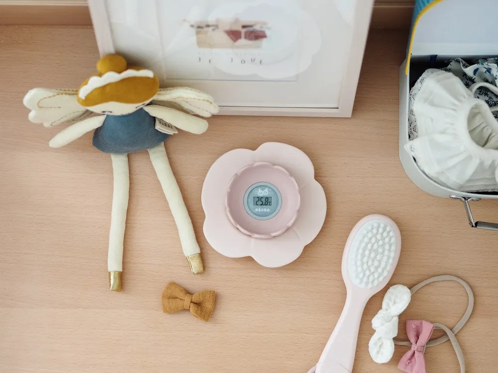 Цифровой термометр Beaba Lotus для воды и воздуха