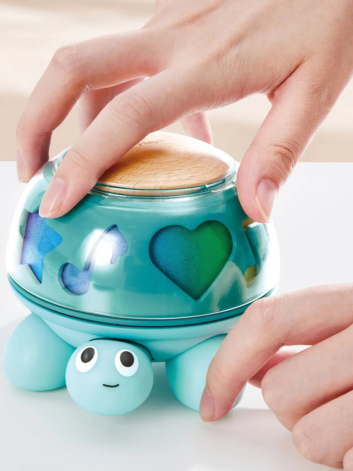 Игрушка развивающая HAPE «Малышам» Музыкальная черепашка E0140_HP