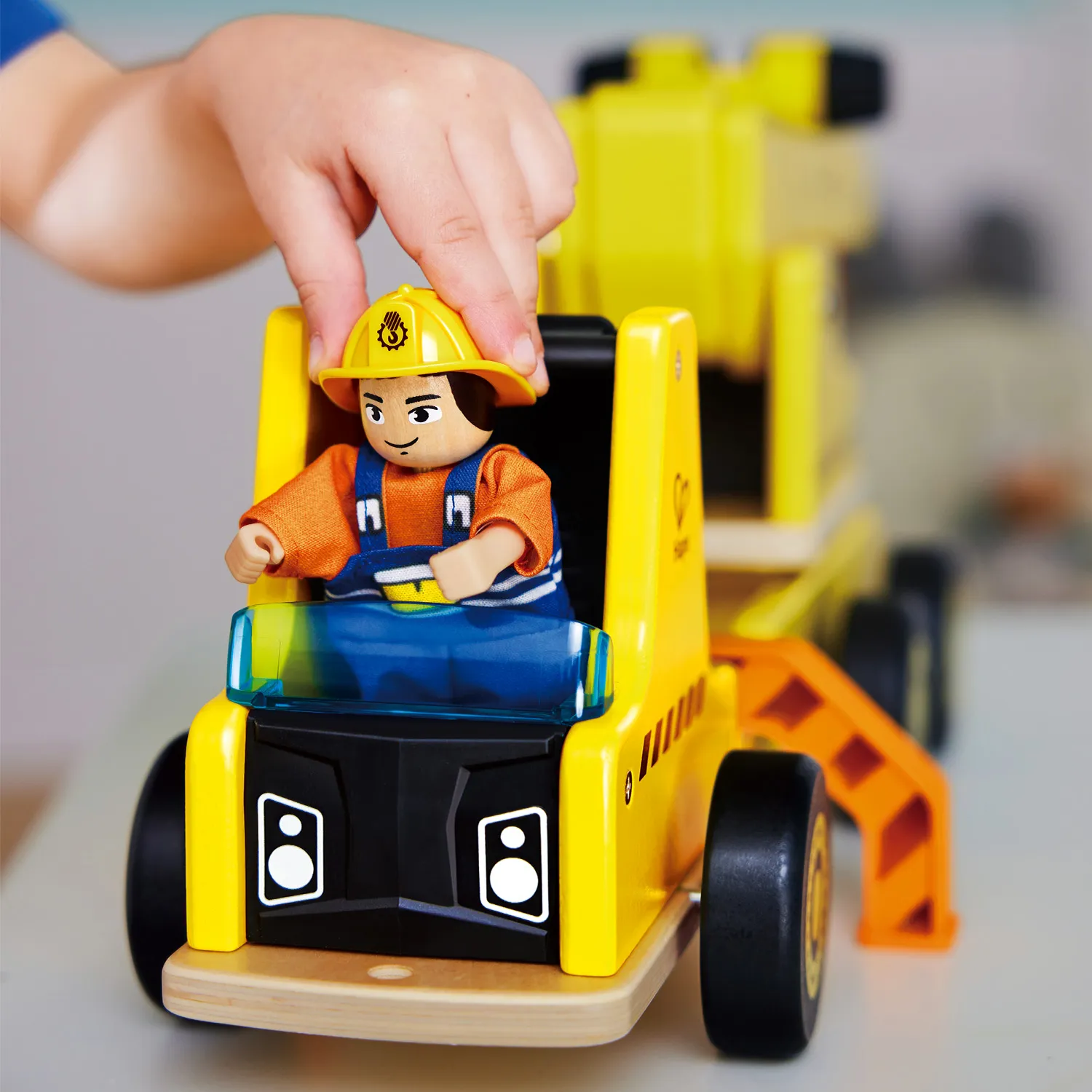 Набор игровой HAPE «Малыш-строитель» Строительный кран E3083_HP