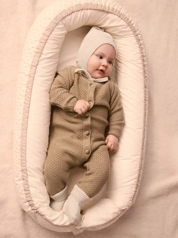 Чепчик детский LoomKnits Топленое молоко 42-44 см LW5514-034-42/44. Изображение 5