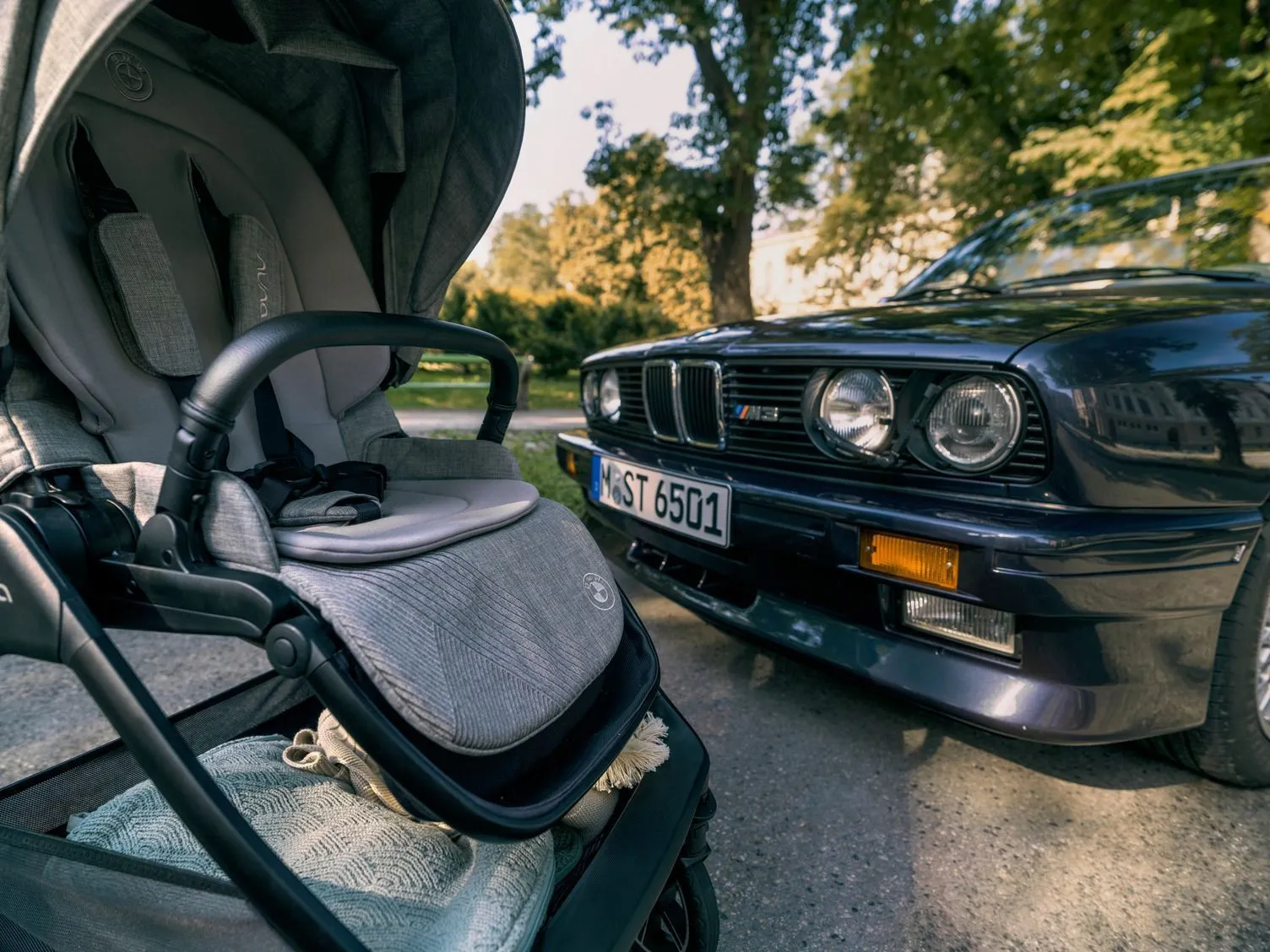Коляска 3 в 1 Nuna TRIV NEXT BMW с автолюлькой ARRA FLEX