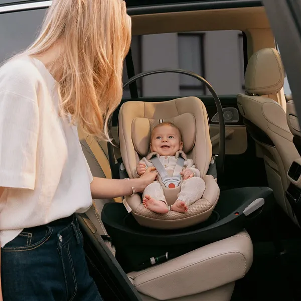 Автокресла Cybex 0+ и 0+/1: сравниваем, выбираем