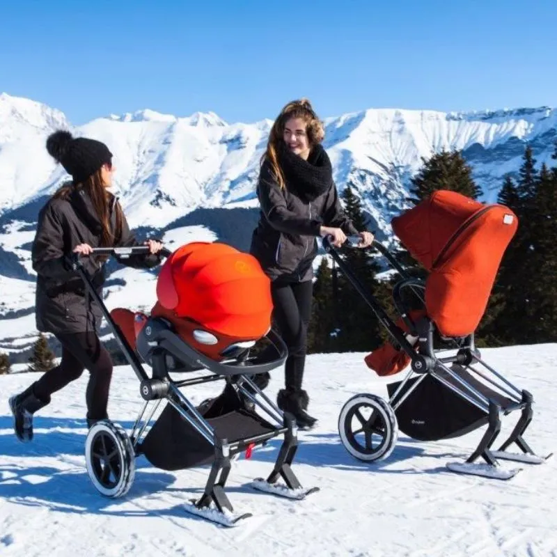 Как выбрать коляску для зимнего ребенка?
