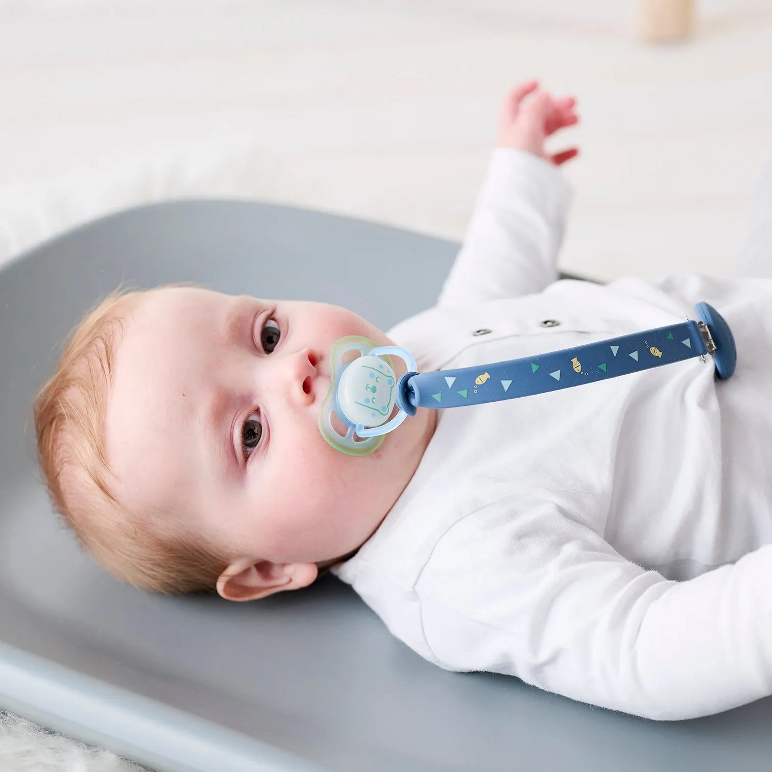 Держатель Nattou для фиксации соски Pacifinder Lapidou