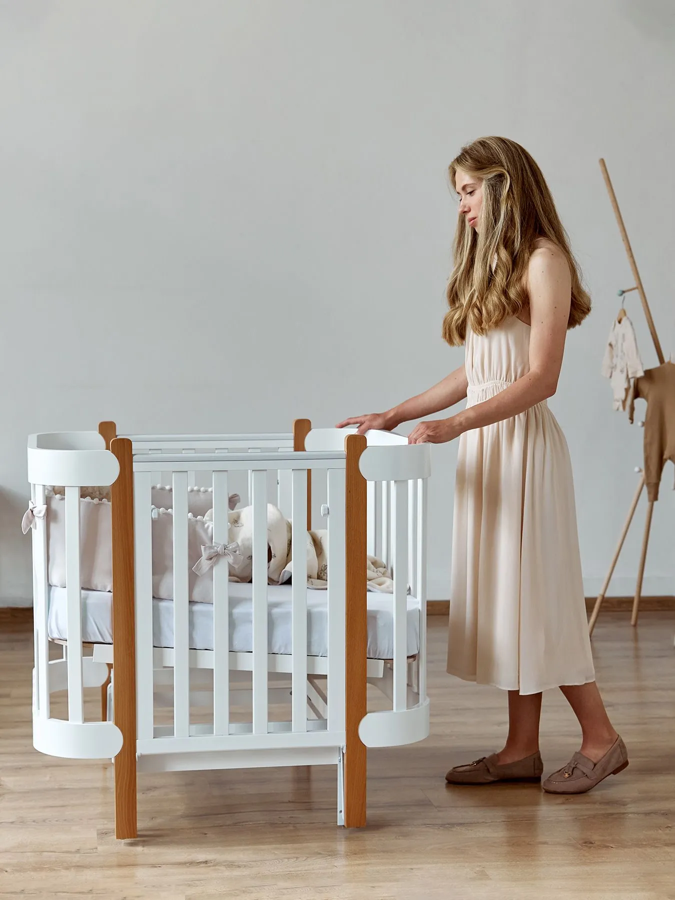 Кроватка-трансформер приставная Happy Baby Mommy Lux Витрина