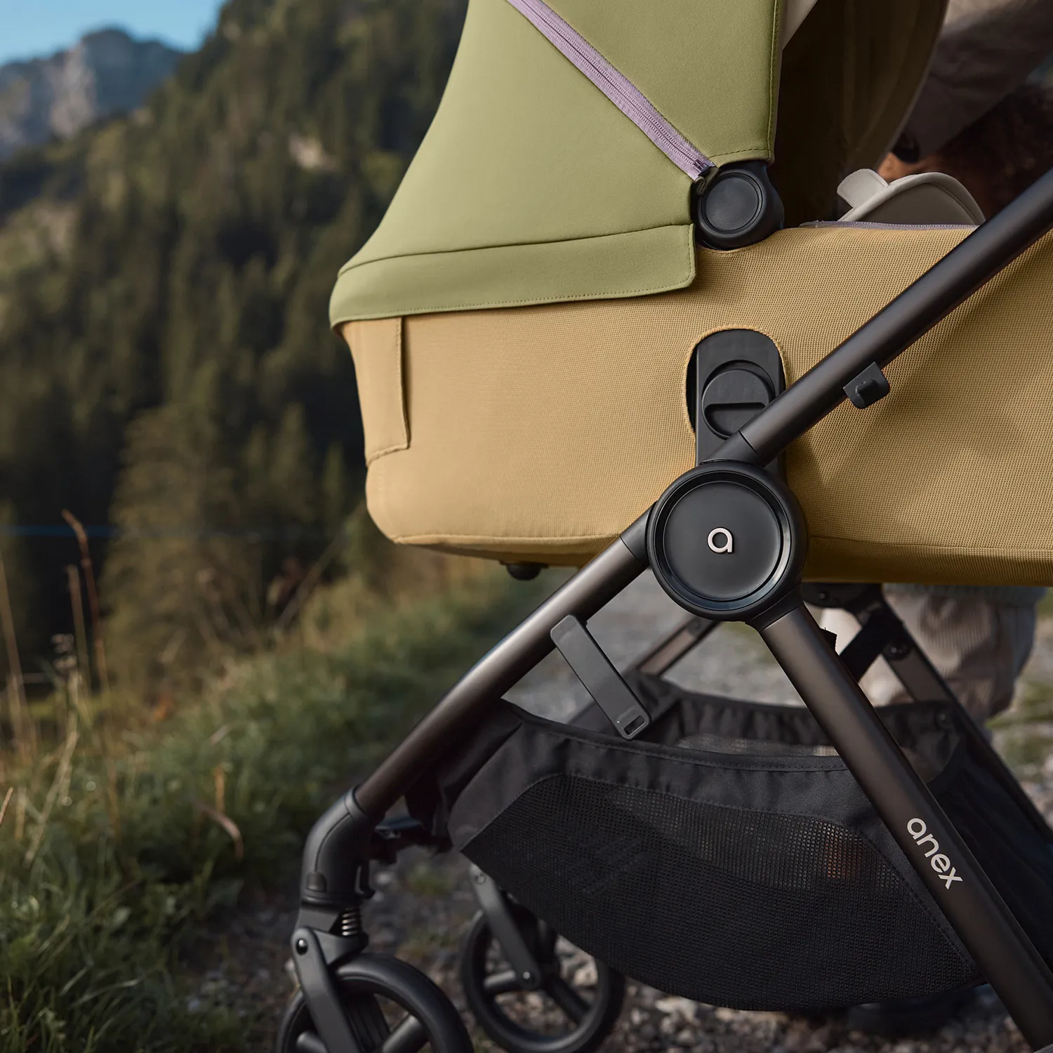 Коляска 2 в 1 ANEX iQ Premium 2025 Hugg