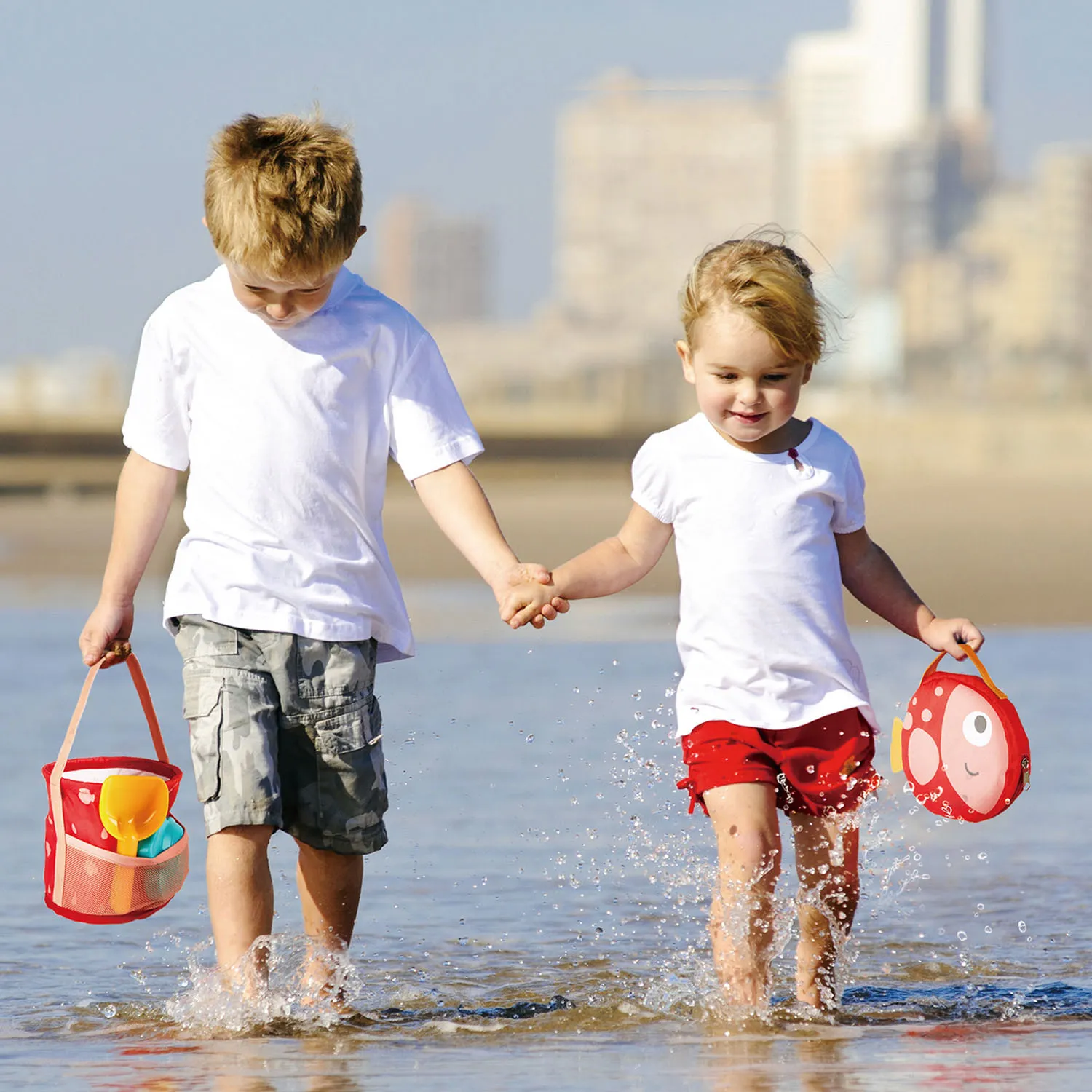 Набор игровой HAPE для песочницы формочка «Рыбка», совок, ведерко-сумочка E4093_HP