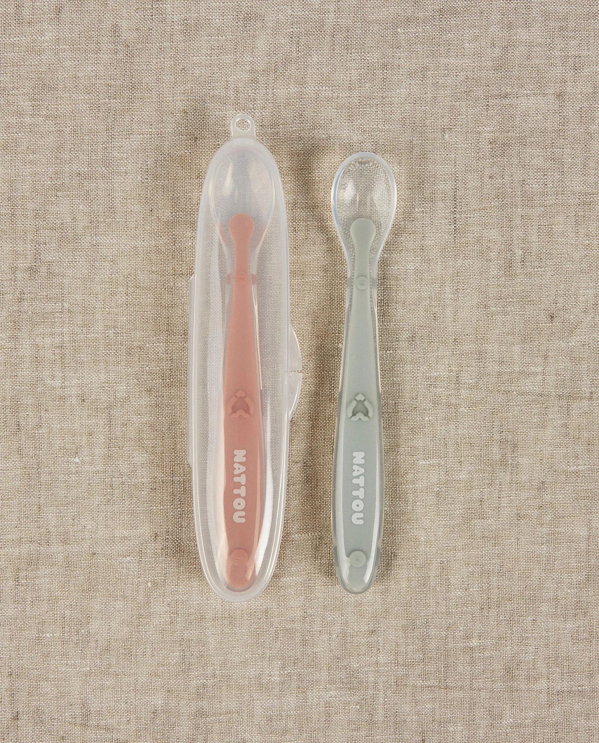 Набор ложек Nattou силиконовых 2 шт и футляр 876834