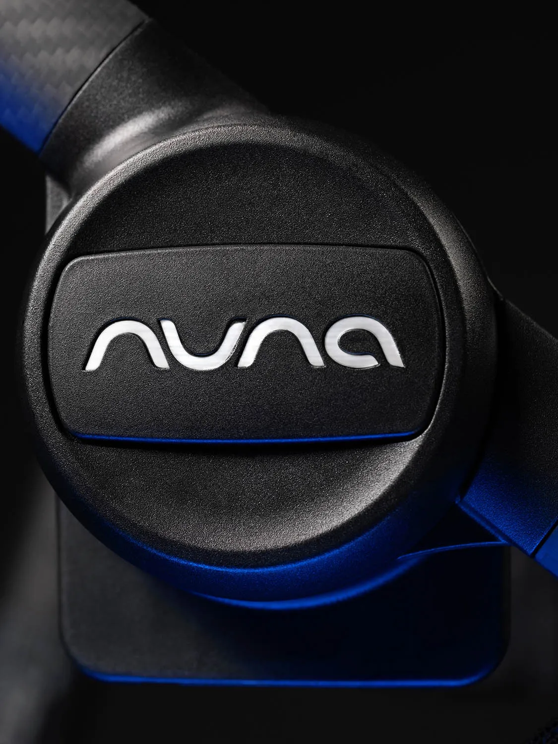 Коляска 2 в 1 Nuna SWIV BMW, Коричневый (UMBER)