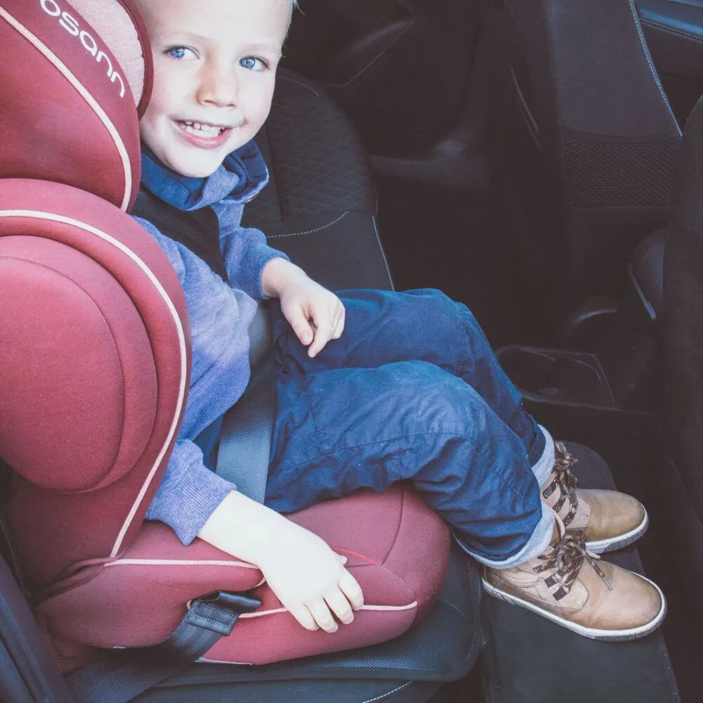 Чехол для защиты сиденья автомобиля Osann с подножкой FeetUp