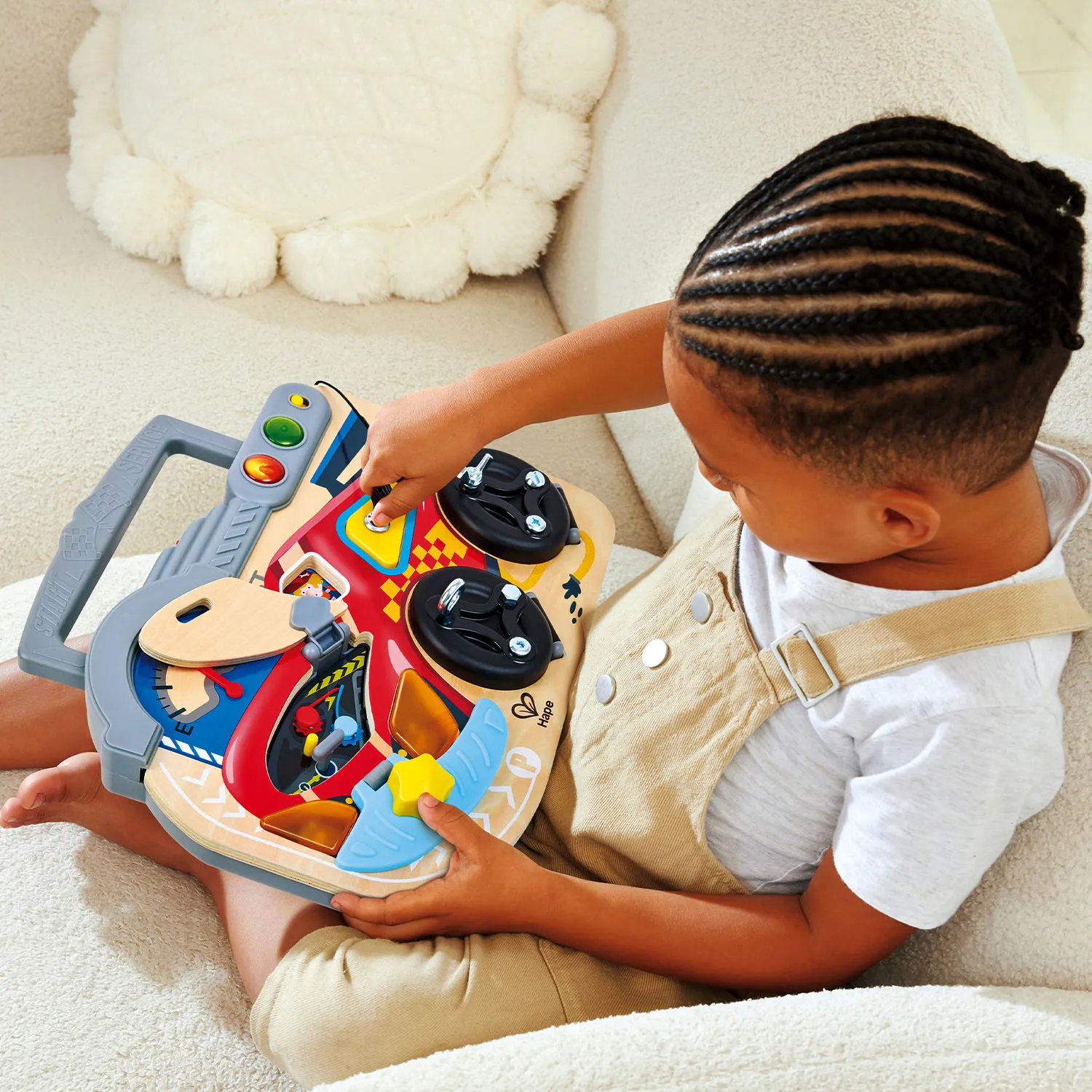 Игрушка HAPE развивающий бизиборд «Маленький гонщик» E1120_HP