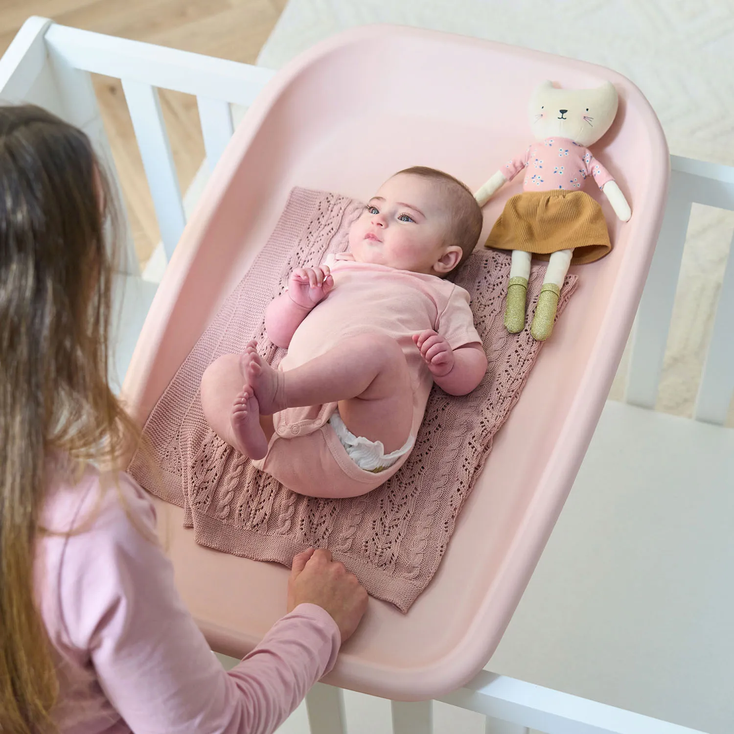 Пеленальная доска Tutti Bambini Cushi на жестком основании ПУ