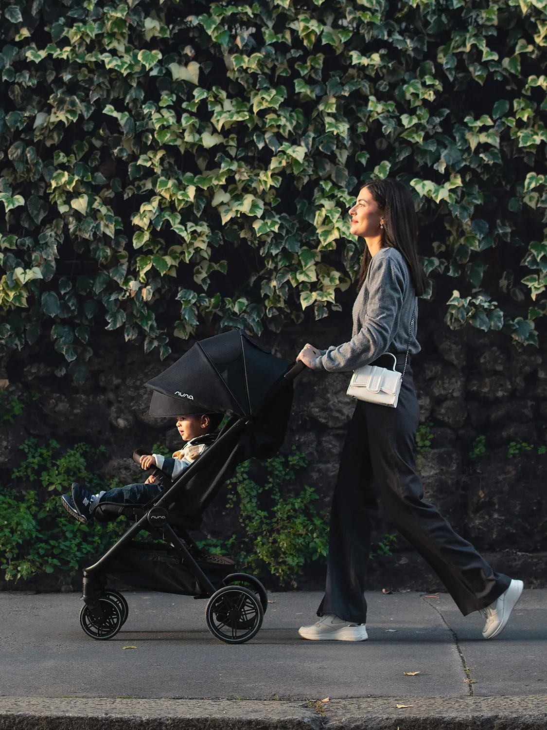 Коляска прогулочная Nuna TRVL LX