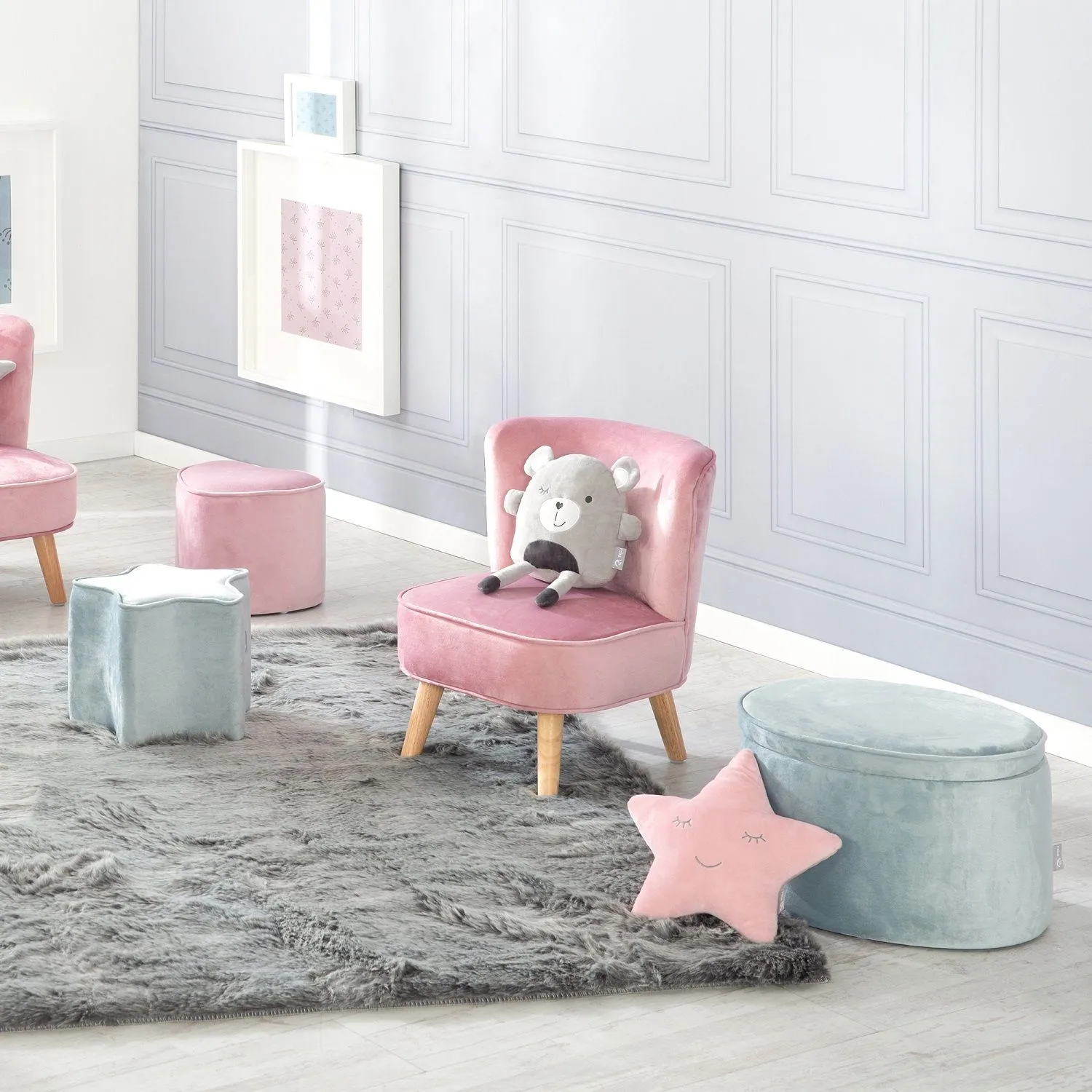 Детский велюровый овальный пуфик Roba Lil Sofa