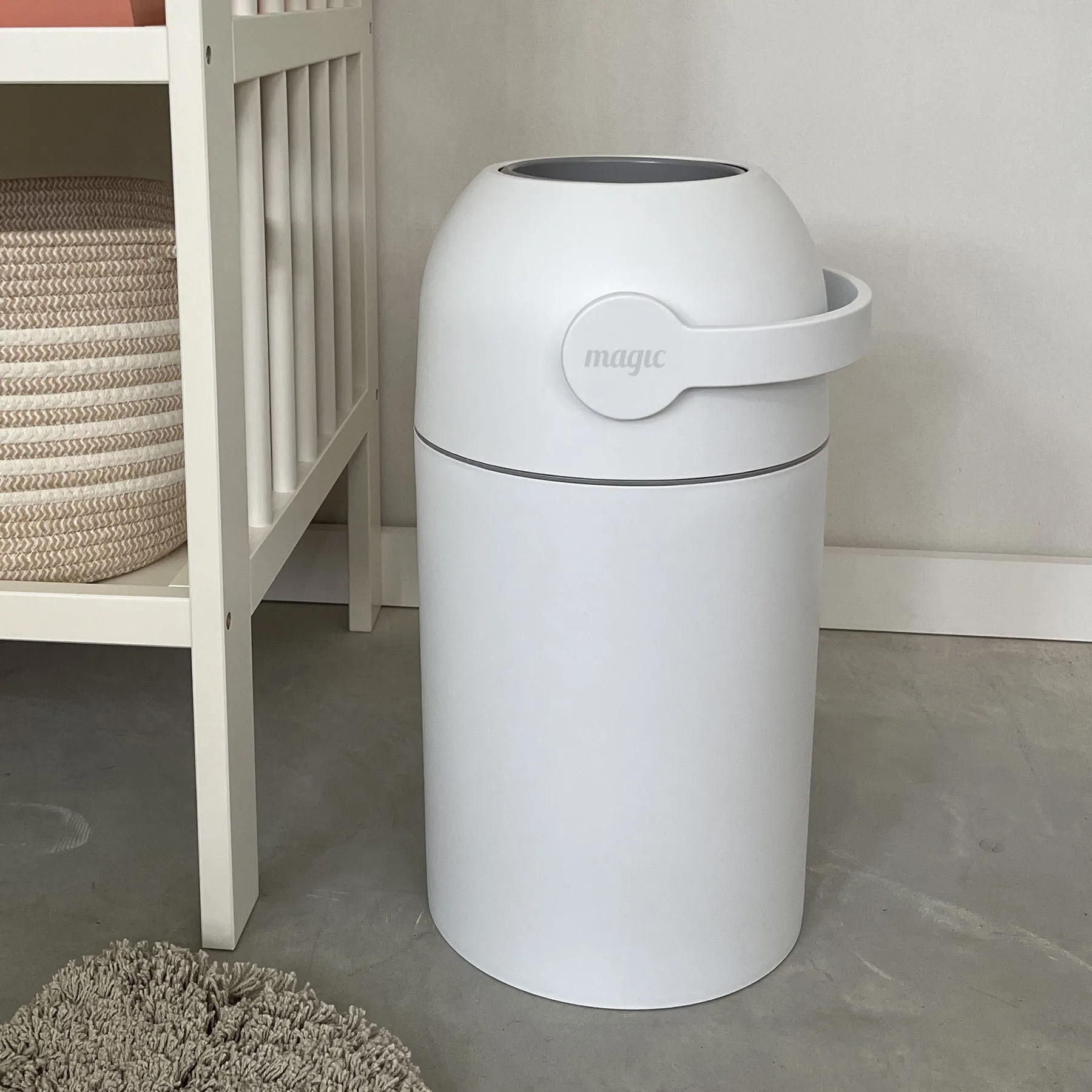 Накопитель подгузников C110 Magic Diaper pail